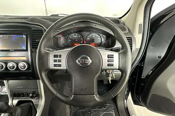 2013 Nissan NAVARA ST (4x4) D40 MY12 4X4