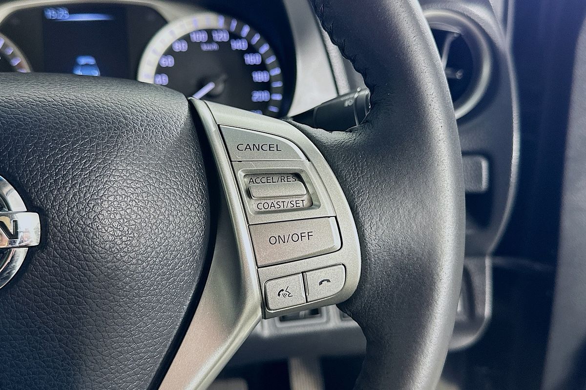 2015 Nissan NAVARA ST-X (4x4) NP300 D23 4X4