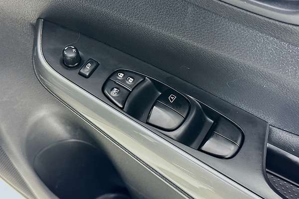 2021 Nissan NAVARA ST-X (4x4) LEATHER/NO SUNROOF D23 MY21 4X4