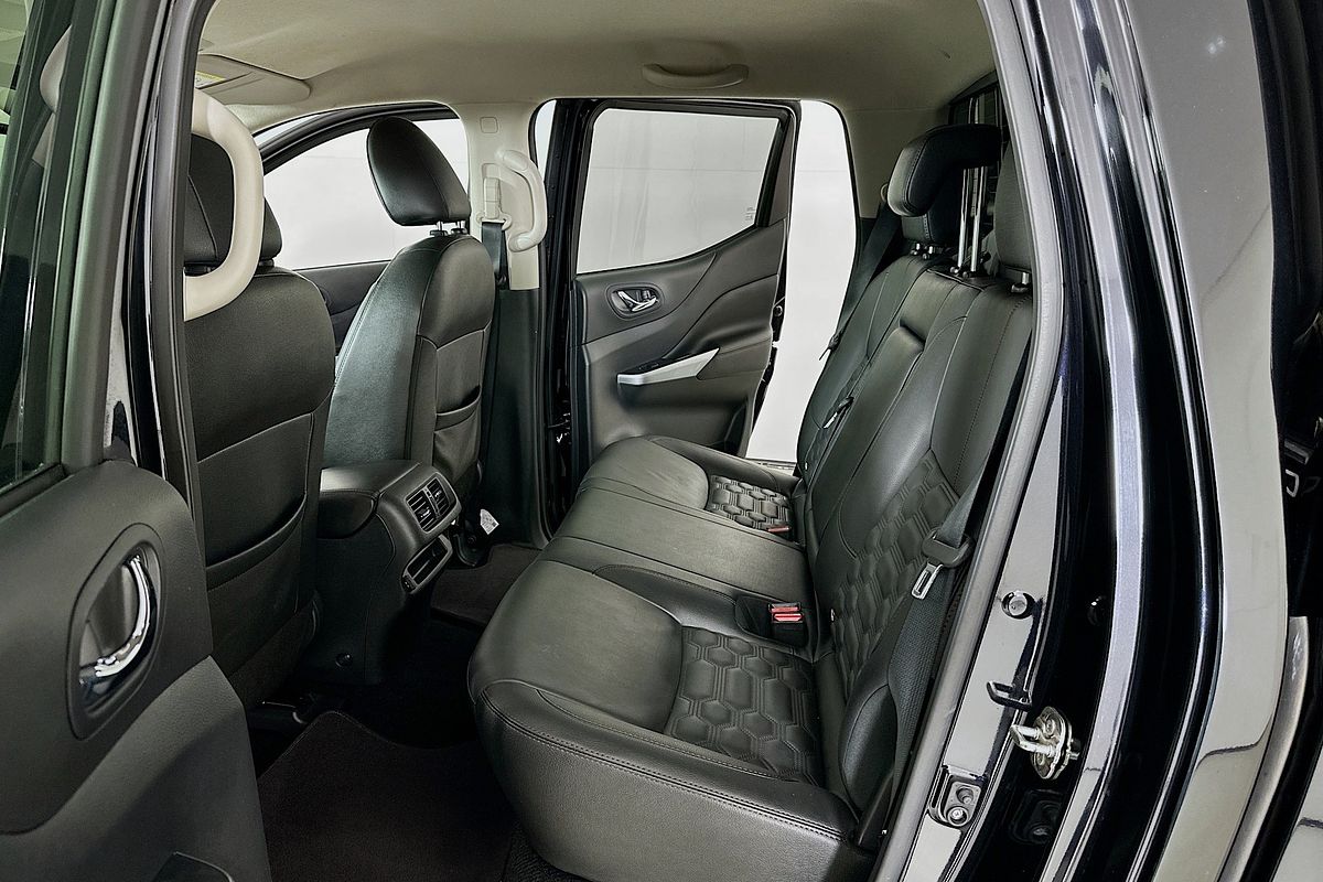 2021 Nissan NAVARA ST-X (4x4) LEATHER/NO SUNROOF D23 MY21 4X4