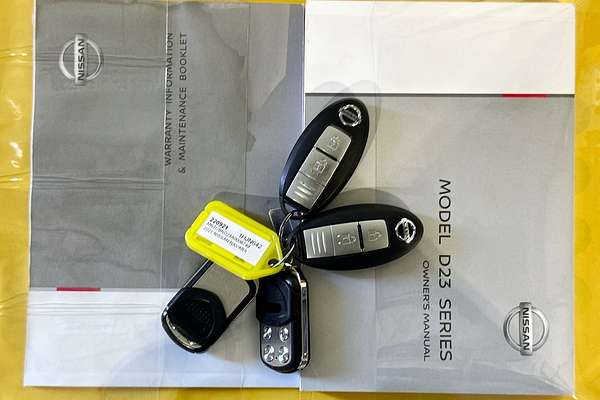 2021 Nissan NAVARA ST-X (4x4) LEATHER/NO SUNROOF D23 MY21.5 4X4