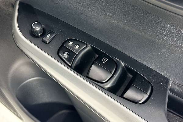 2017 Nissan NAVARA ST-X (4x4) D23 SERIES II 4X4