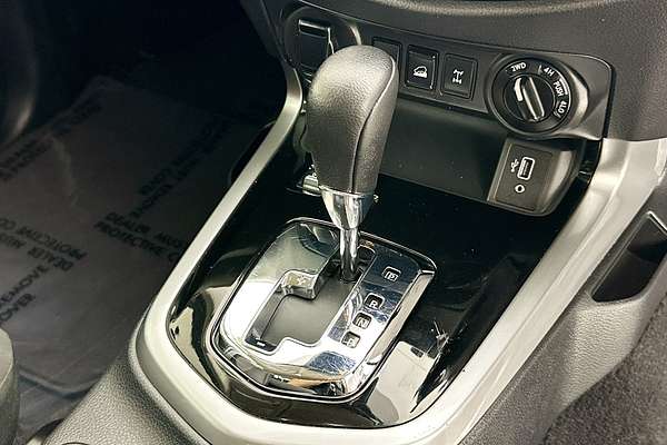 2022 Nissan NAVARA ST-X (4x4) CLOTH/NO SUNROOF D23 MY21.5 4X4