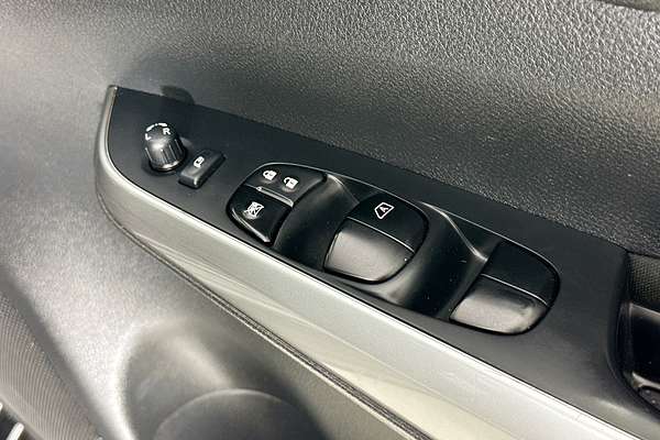 2022 Nissan NAVARA ST-X (4x4) CLOTH/NO SUNROOF D23 MY21.5 4X4