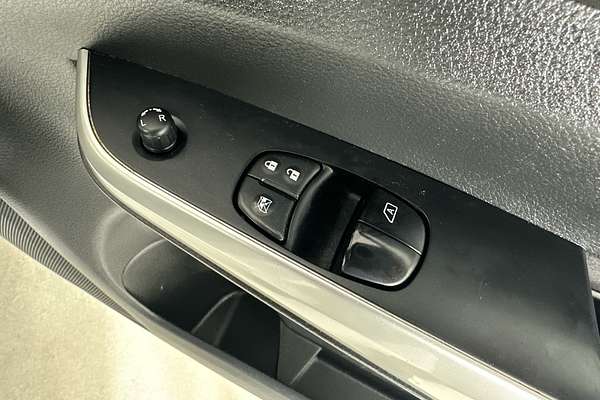 2018 Nissan Navara RX D23 Series 3 Rear Wheel Drive