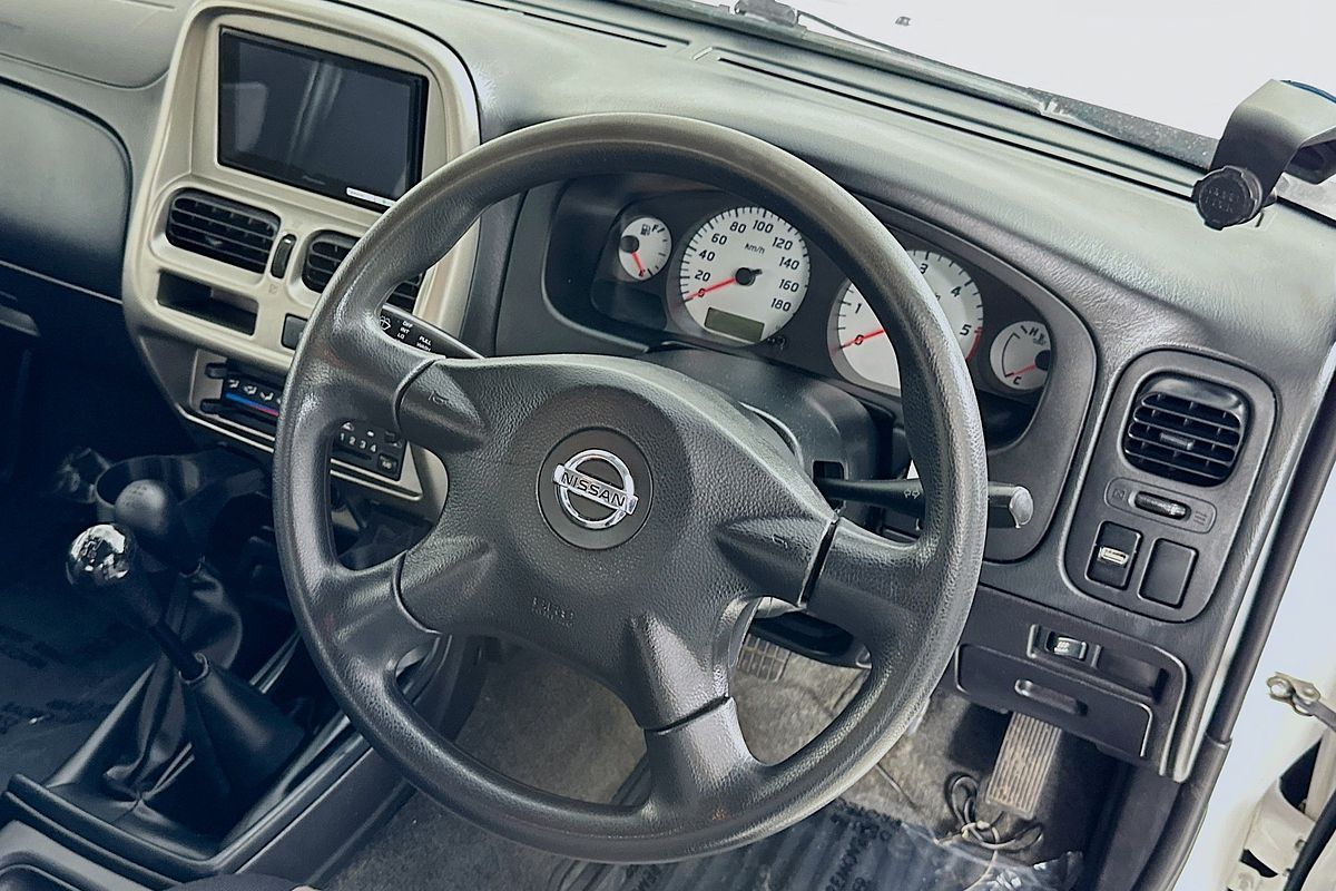 2015 Nissan NAVARA ST-R (4x4) D22 SERIES 5 4X4