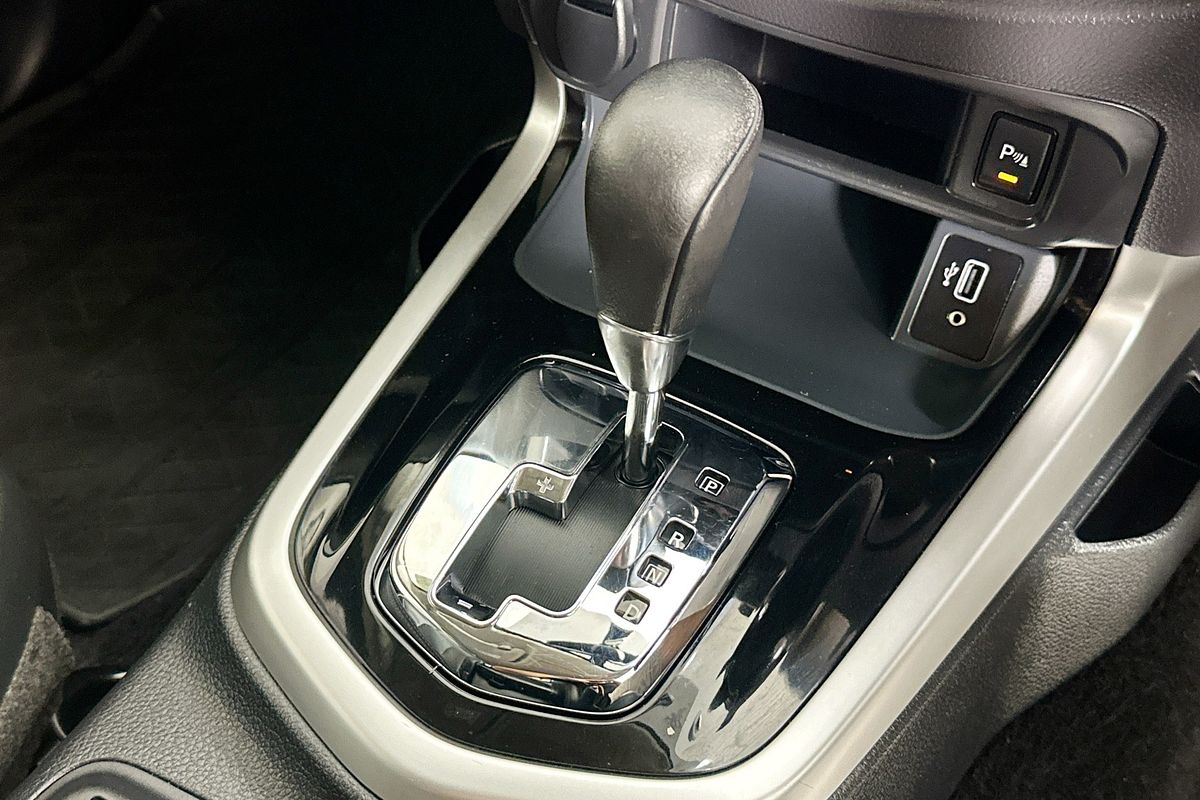 2020 Nissan NAVARA ST-X (4x2) (LEATHER TRIM) D23 SERIES 4 MY20 4x2