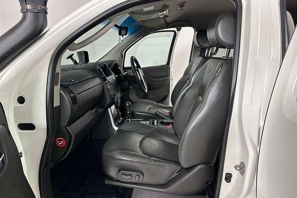 2013 Nissan NAVARA ST-X 550 (4x4) D40 MY12 4X4