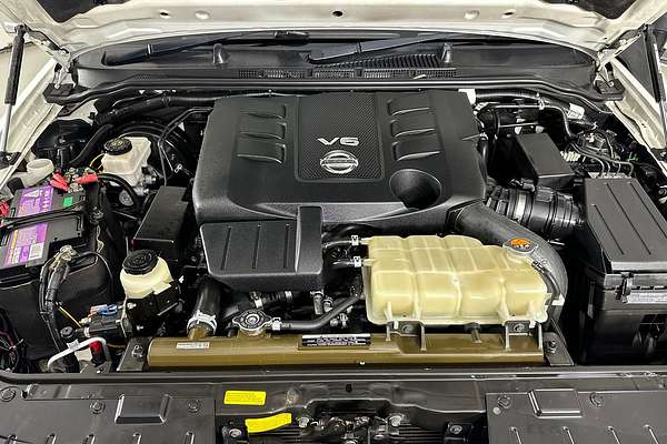 2013 Nissan NAVARA ST-X 550 (4x4) D40 MY12 4X4