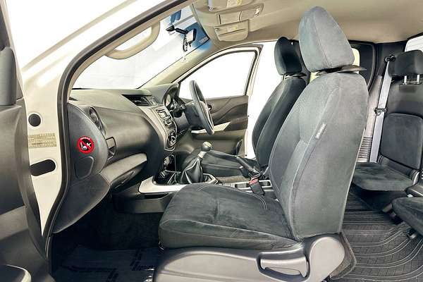 2016 Nissan Navara RX (4x4) NP300 D23 4X4