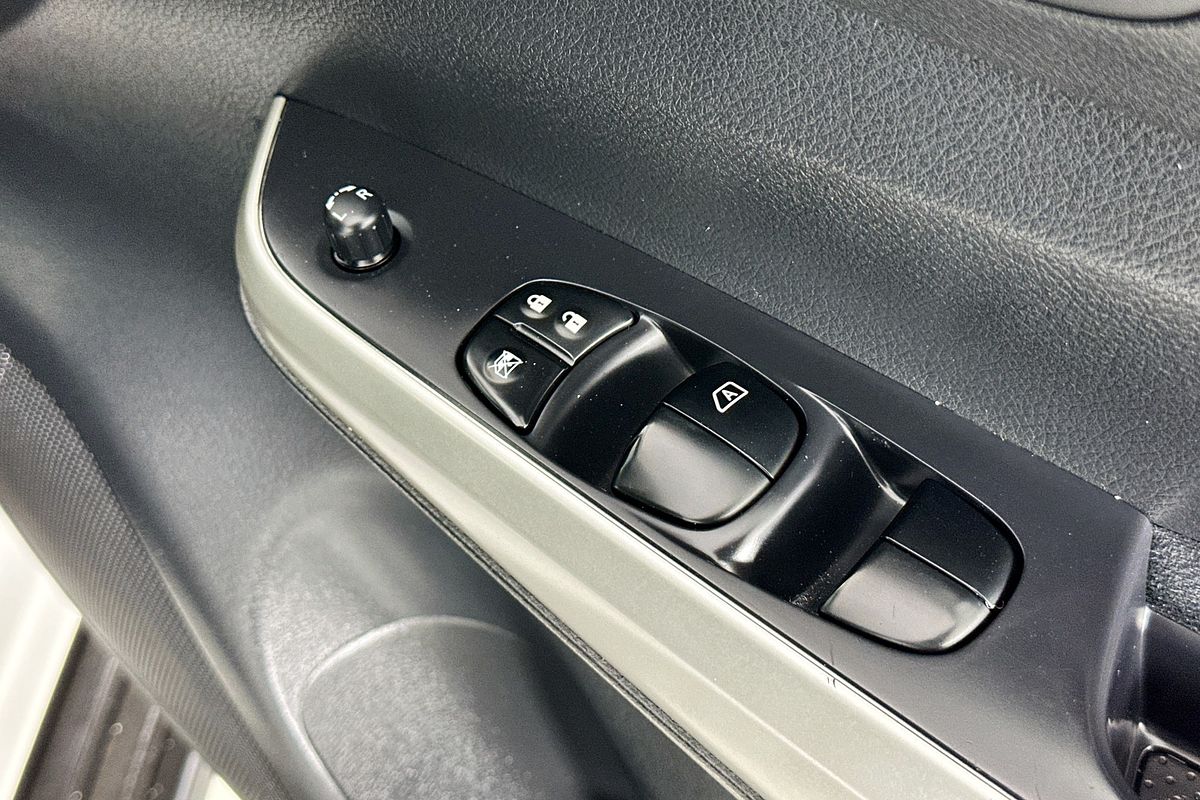 2019 Nissan NAVARA ST (4x4) D23 SERIES III MY18 4X4