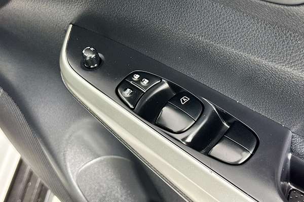 2019 Nissan NAVARA ST (4x4) D23 SERIES III MY18 4X4