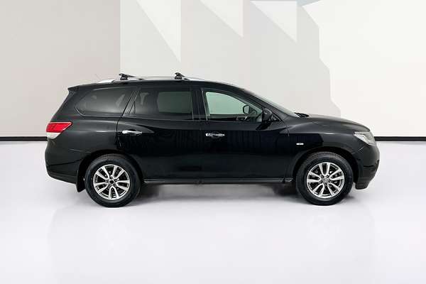 2016 Nissan Pathfinder ST R52