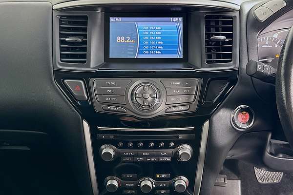 2016 Nissan Pathfinder ST R52