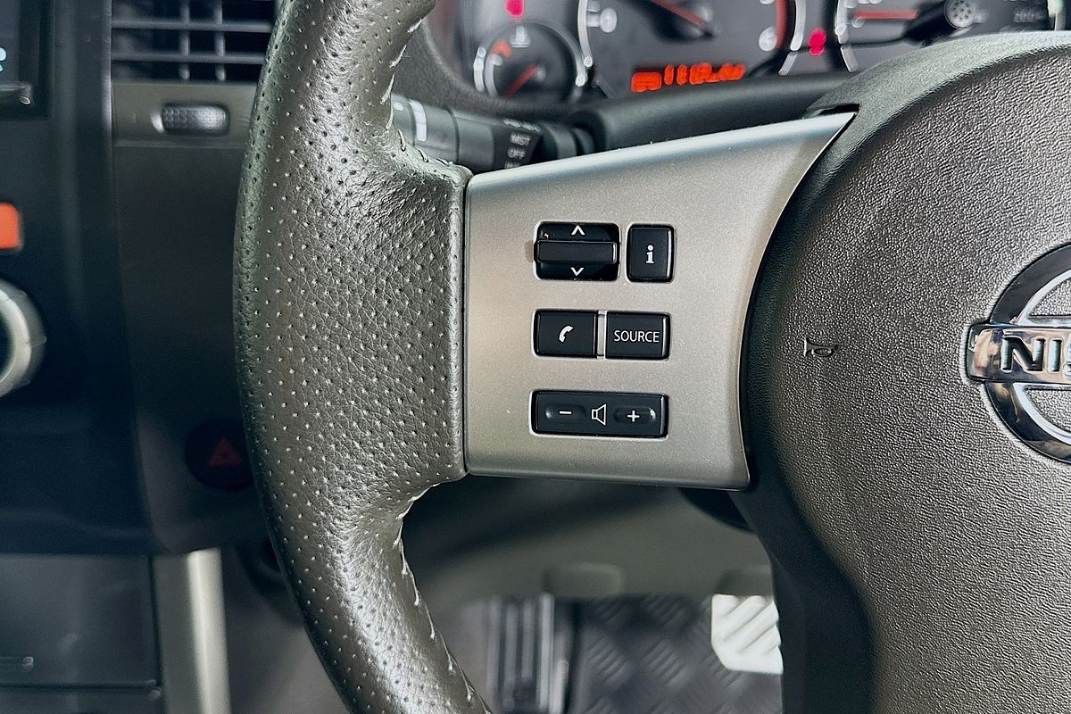 2011 Nissan PATHFINDER ST-L (4x4) R51 SERIES 4
