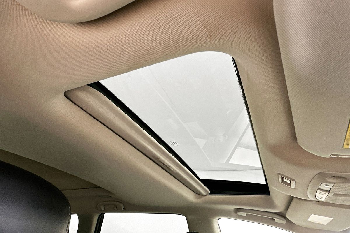 2015 Nissan PATHFINDER ST-L (4x2) R52 MY15