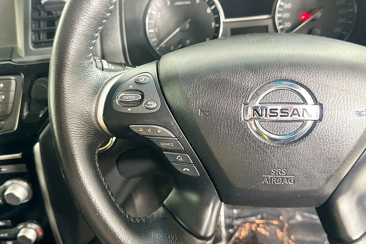 2015 Nissan PATHFINDER ST-L (4x2) R52 MY15