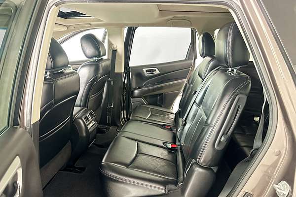 2015 Nissan PATHFINDER ST-L (4x2) R52 MY15