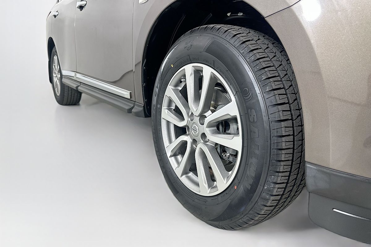 2015 Nissan PATHFINDER ST-L (4x2) R52 MY15