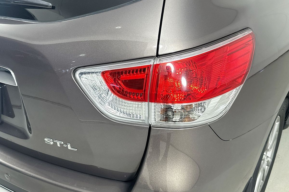 2015 Nissan PATHFINDER ST-L (4x2) R52 MY15