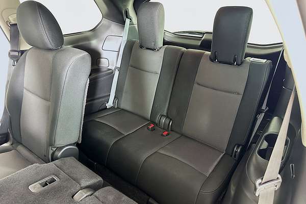 2017 Nissan PATHFINDER ST (4x2) R52 MY17 SERIES 2