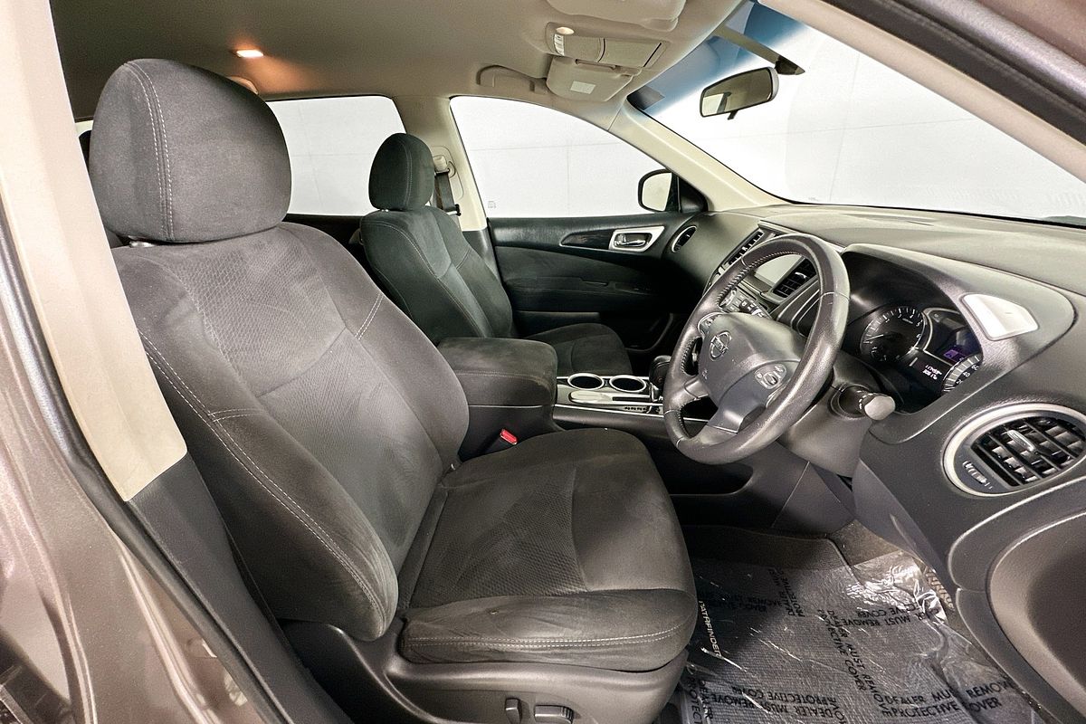 2014 Nissan PATHFINDER ST (4x2) R52