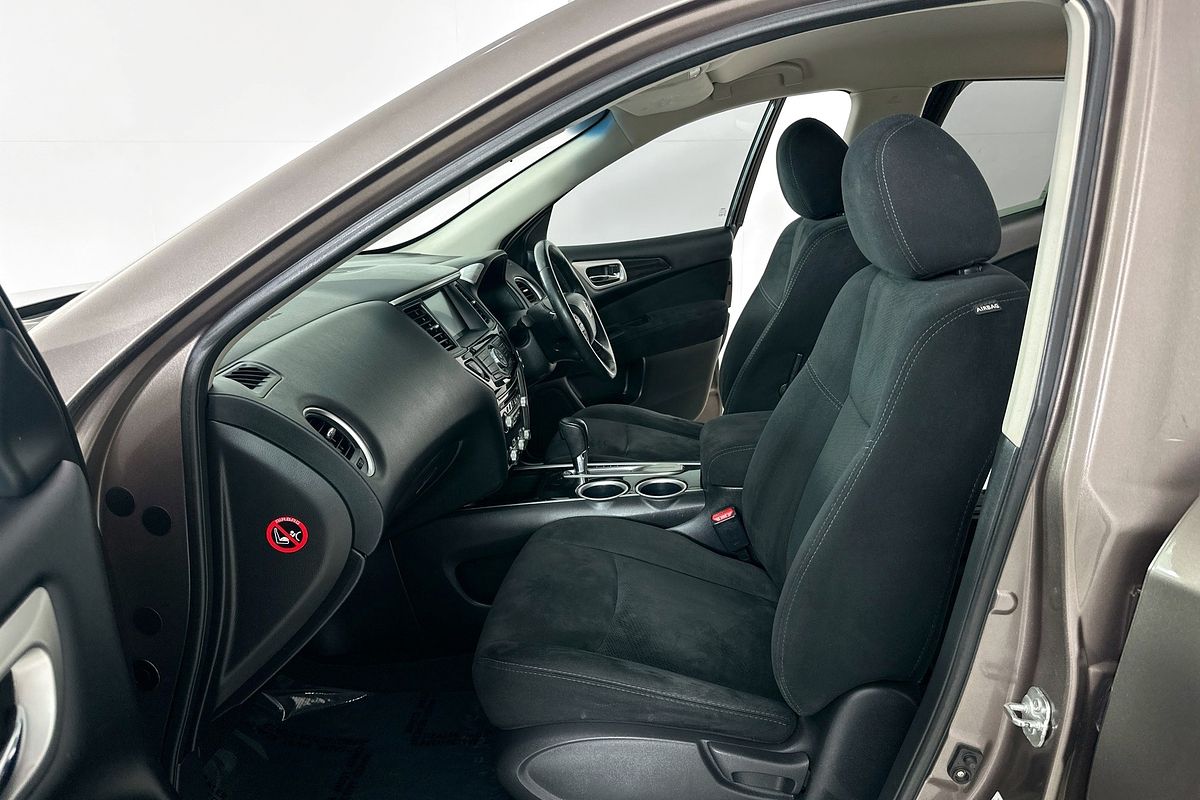 2014 Nissan PATHFINDER ST (4x2) R52