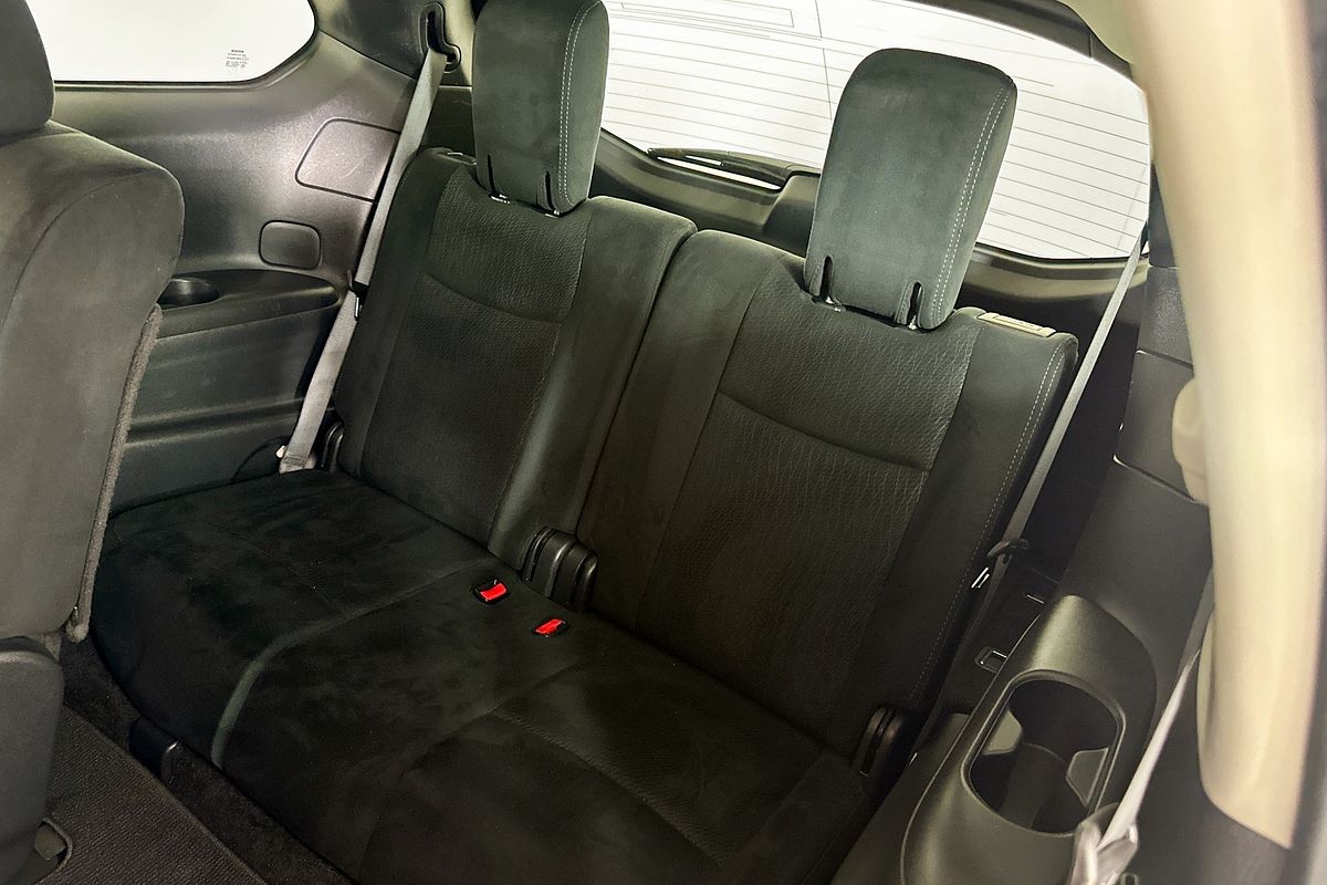 2014 Nissan PATHFINDER ST (4x2) R52