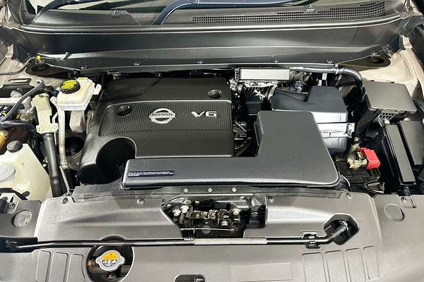 2014 Nissan PATHFINDER ST (4x2) R52