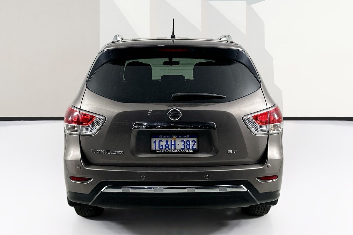 2014 Nissan PATHFINDER ST (4x2) R52