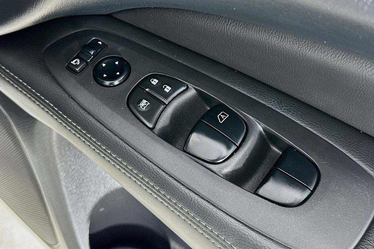 2018 Nissan PATHFINDER ST-L (4x2) R52 MY17 SERIES 2