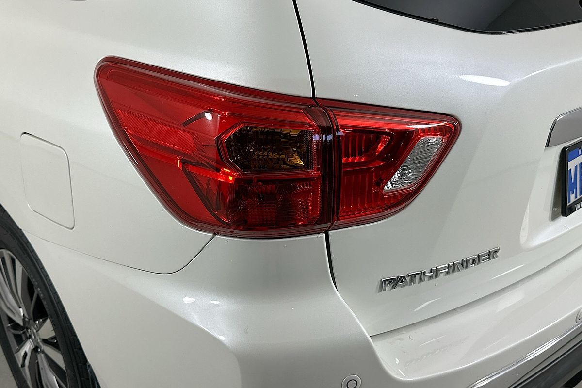 2018 Nissan PATHFINDER ST-L (4x2) R52 MY17 SERIES 2