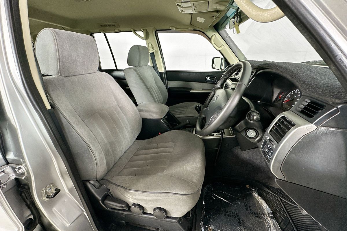 2010 Nissan PATROL ST (4x4) GU VI