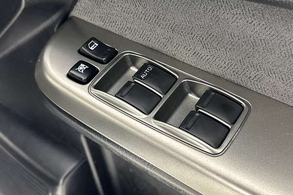 2014 Nissan PATROL ST (4x4) GU SERIES 9