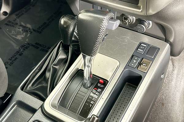 2006 Nissan PATROL ST-S (4x4) GU IV
