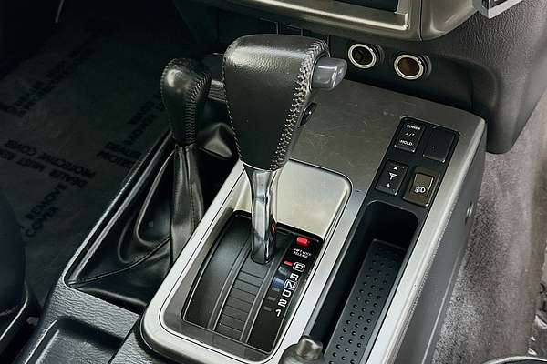 2009 Nissan PATROL ST-L (4x4) GU VI