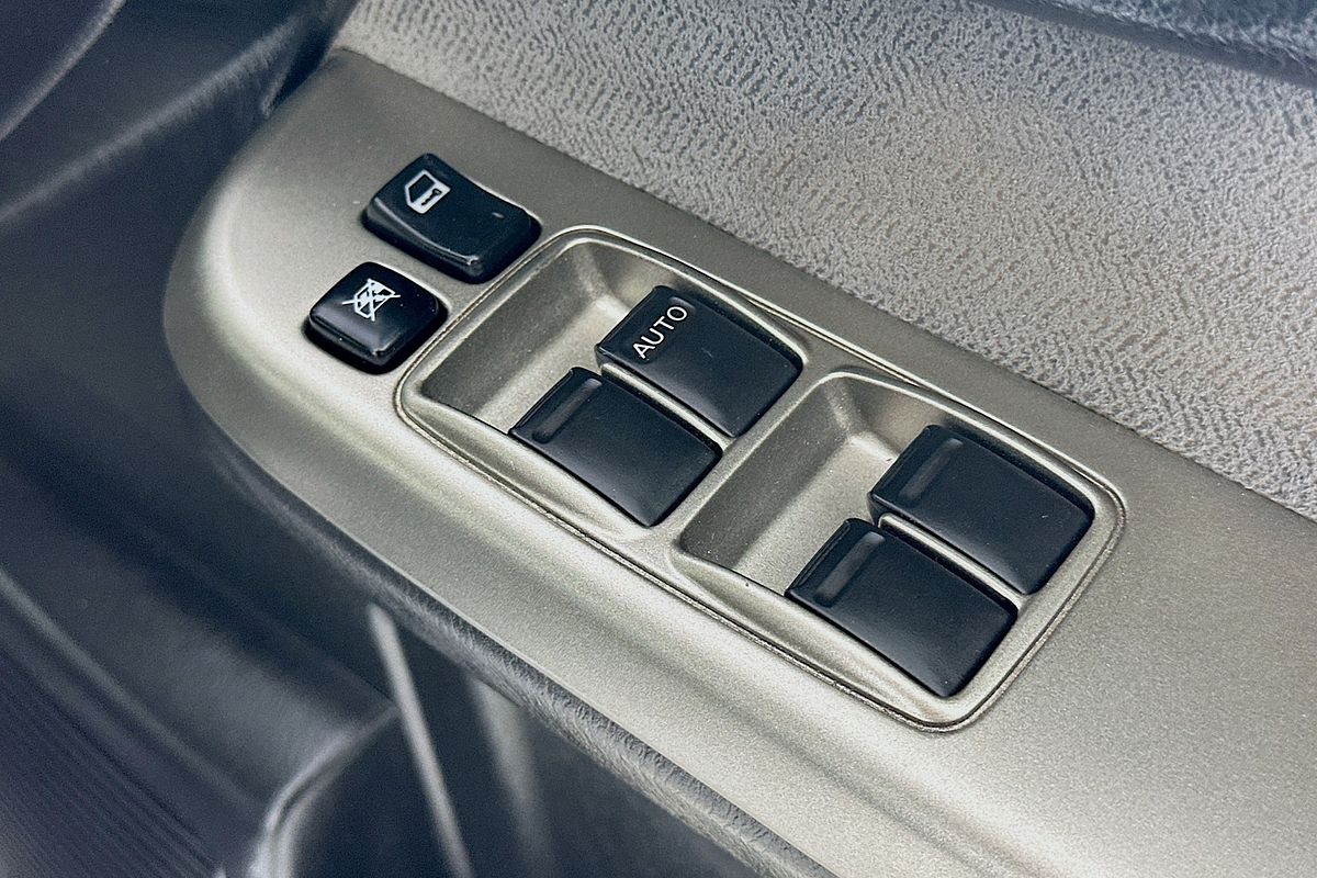 2011 Nissan PATROL ST (4x4) GU VII