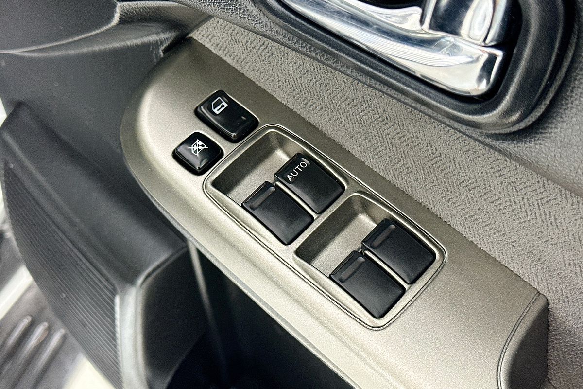 2010 Nissan PATROL ST (4x4) GU VI