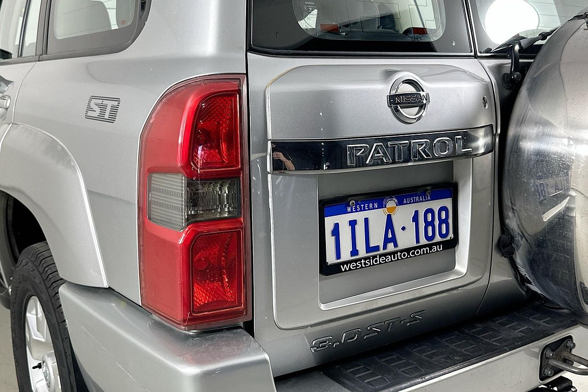 2006 Nissan PATROL ST-S (4x4) GU IV