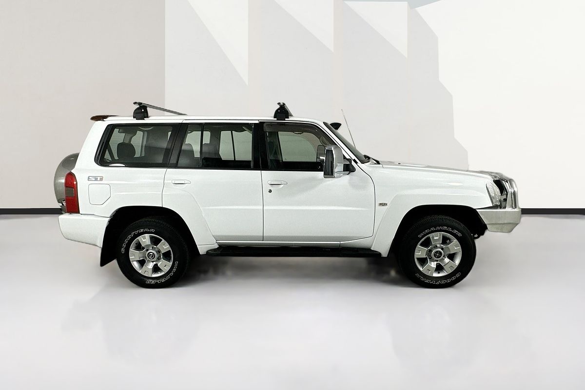 2005 Nissan PATROL ST (4x4) GU IV