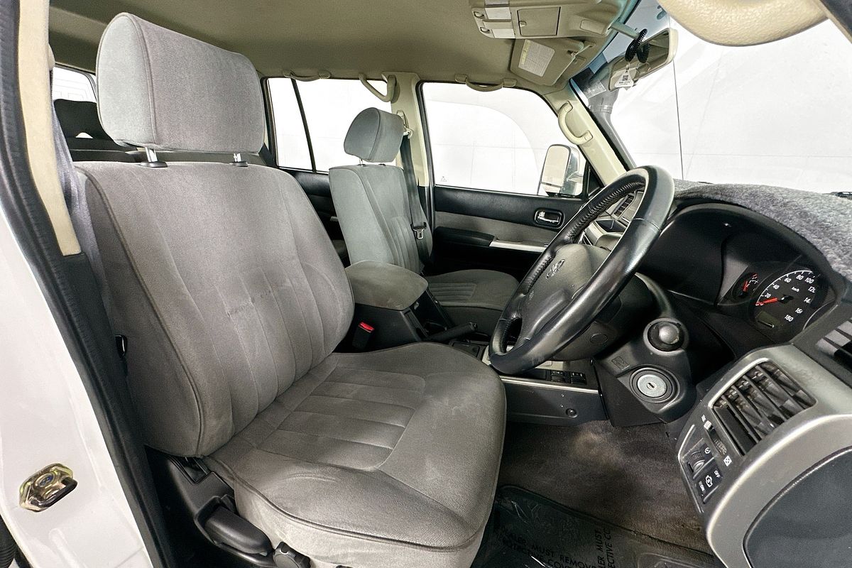 2005 Nissan PATROL ST (4x4) GU IV