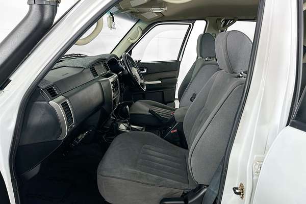 2005 Nissan PATROL ST (4x4) GU IV