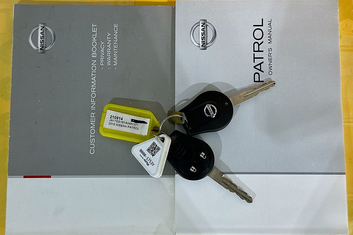 2015 Nissan PATROL ST Y61