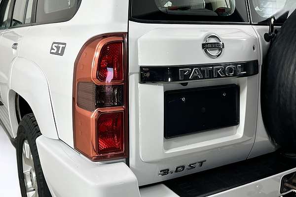2016 Nissan PATROL ST (4x4) LEGEND EDITION GU SERIES 10