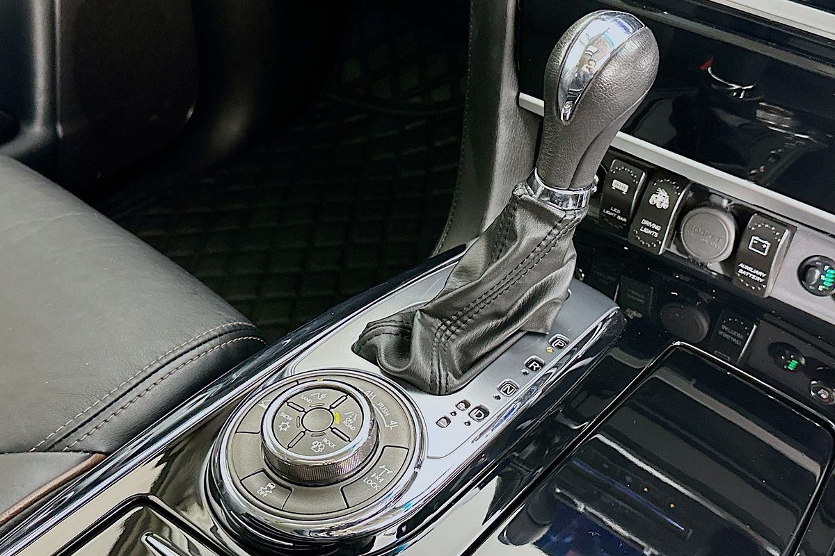 2014 Nissan PATROL Ti-L (4x4) Y62