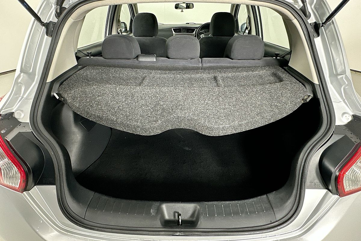 2014 Nissan PULSAR ST-L C12