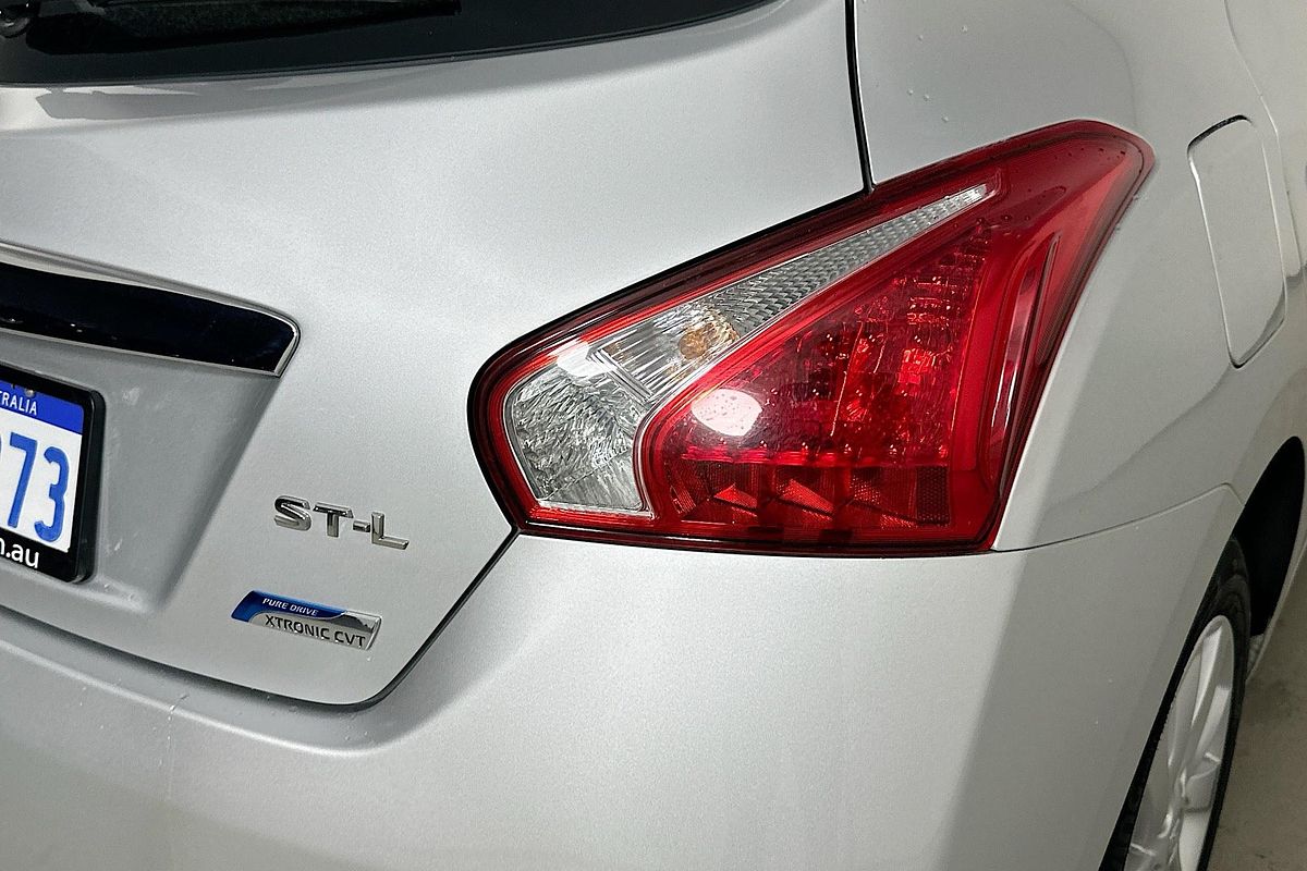 2014 Nissan PULSAR ST-L C12