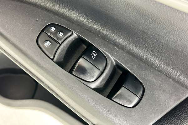 2015 Nissan PULSAR SSS B17 SERIES 2