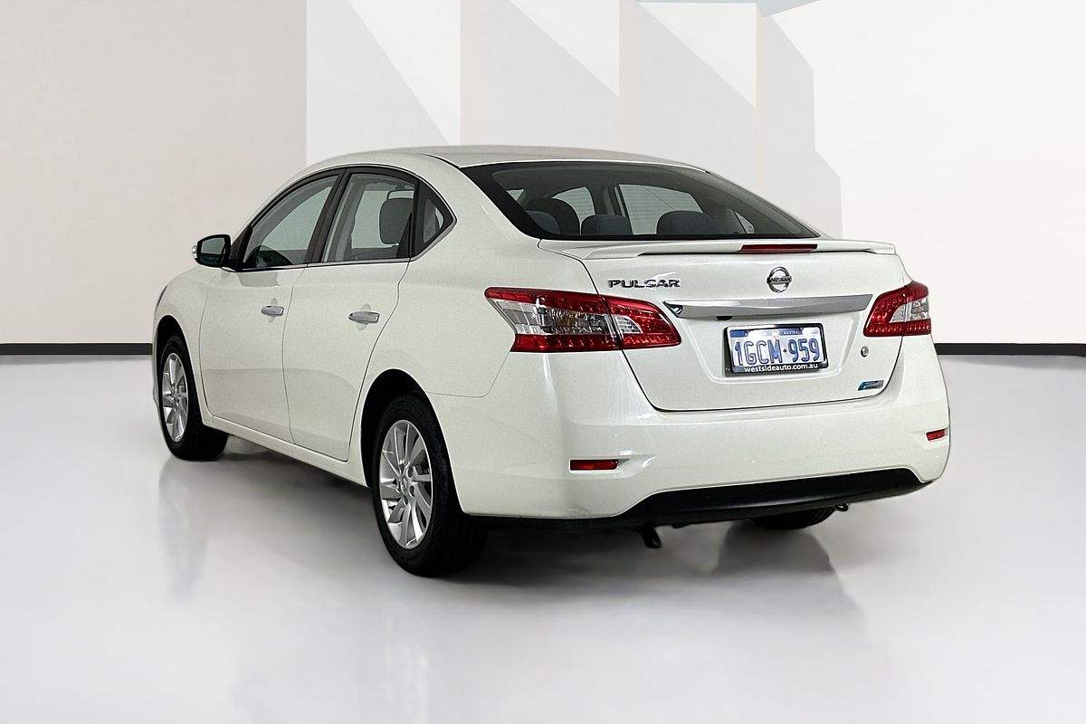 2015 Nissan PULSAR ST-L B17