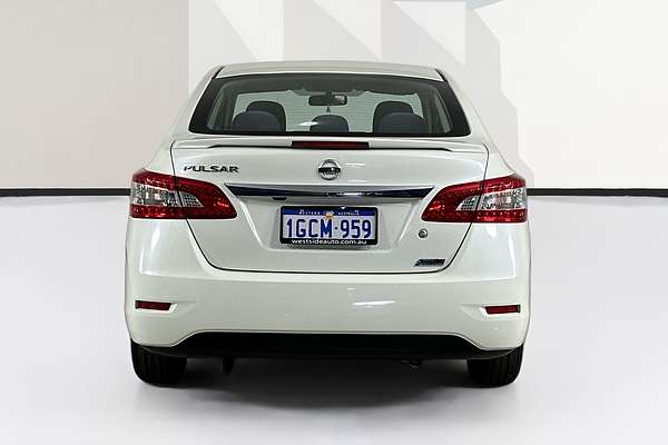 2015 Nissan PULSAR ST-L B17